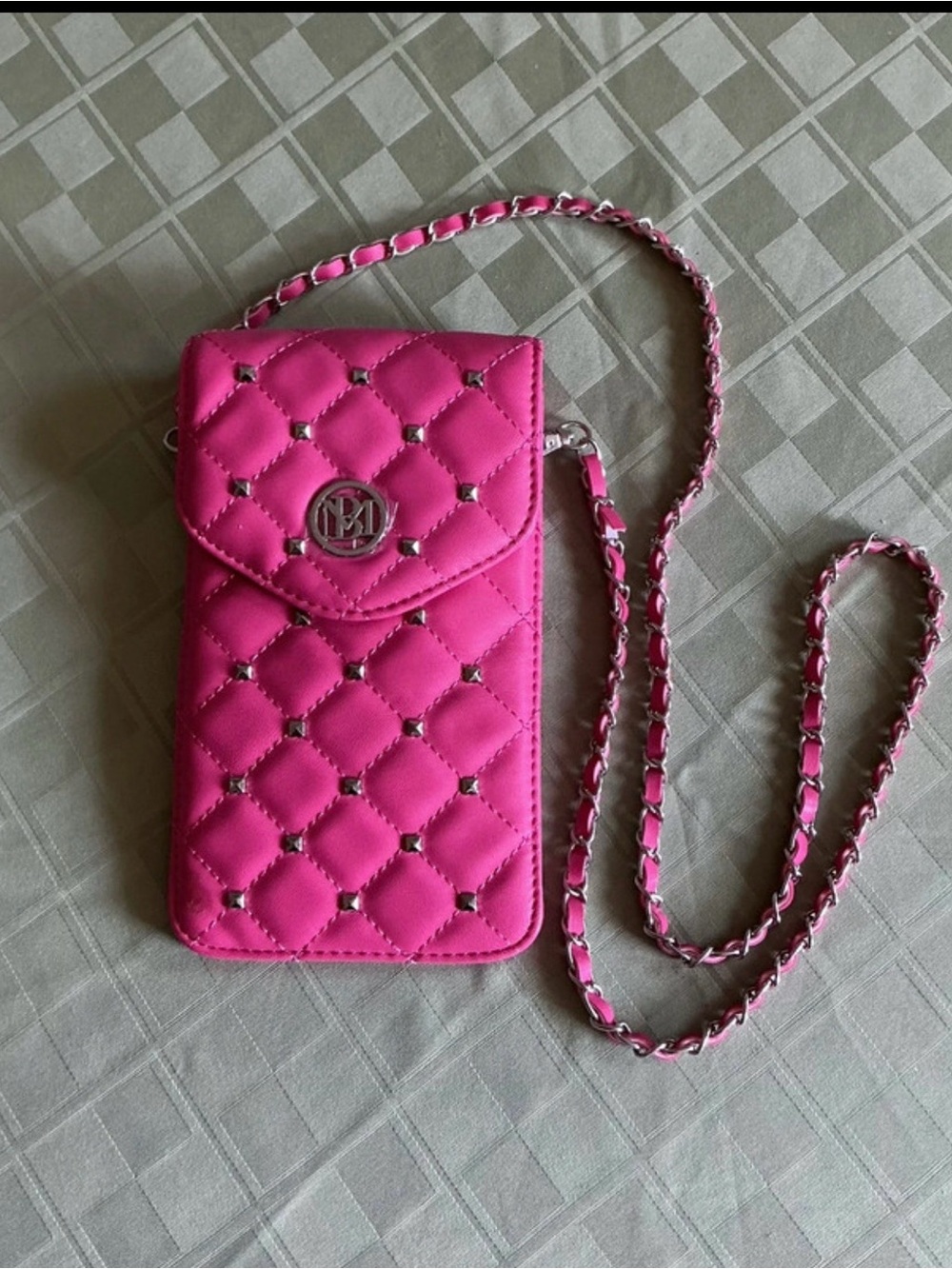 Badgley Mischka Quilted Hot Pink Crossbody Phone Bag with Chain Strap
